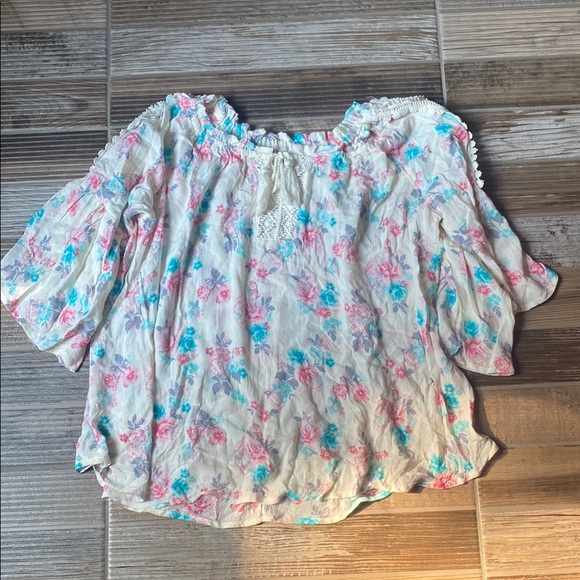 Justice Pink and Blue Blouse - Picture 1 of 4